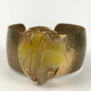 Brutalist Gold Tone Wire Wrapped Yellow Crack Agate Hammered Cuff Bracelet