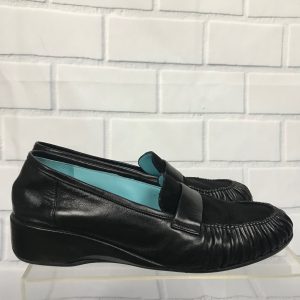 Thierry Rabotin Black Loafers Suede Leather Women Sz 35.5 US 5 - 5.5
