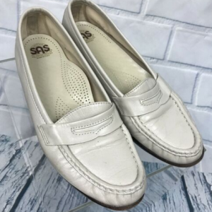 SAS Beige Leather Penny Loafers Tripad Comfort Slip On Women 7.5 Narrow